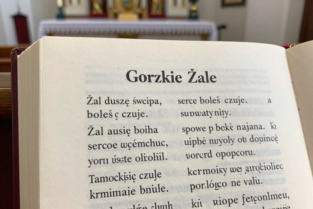 Śpiewnik z tekstem hymnu pierwszej części Gorzkich Żali Śpiewnik z tekstem hymnu pierwszej części Gorzkich Żali